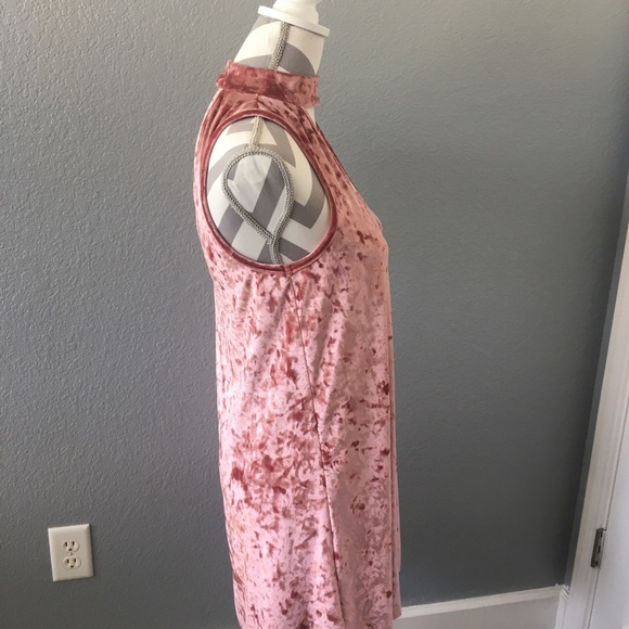 Mauve Velvet Cutout Dress - Picture 4 of 6